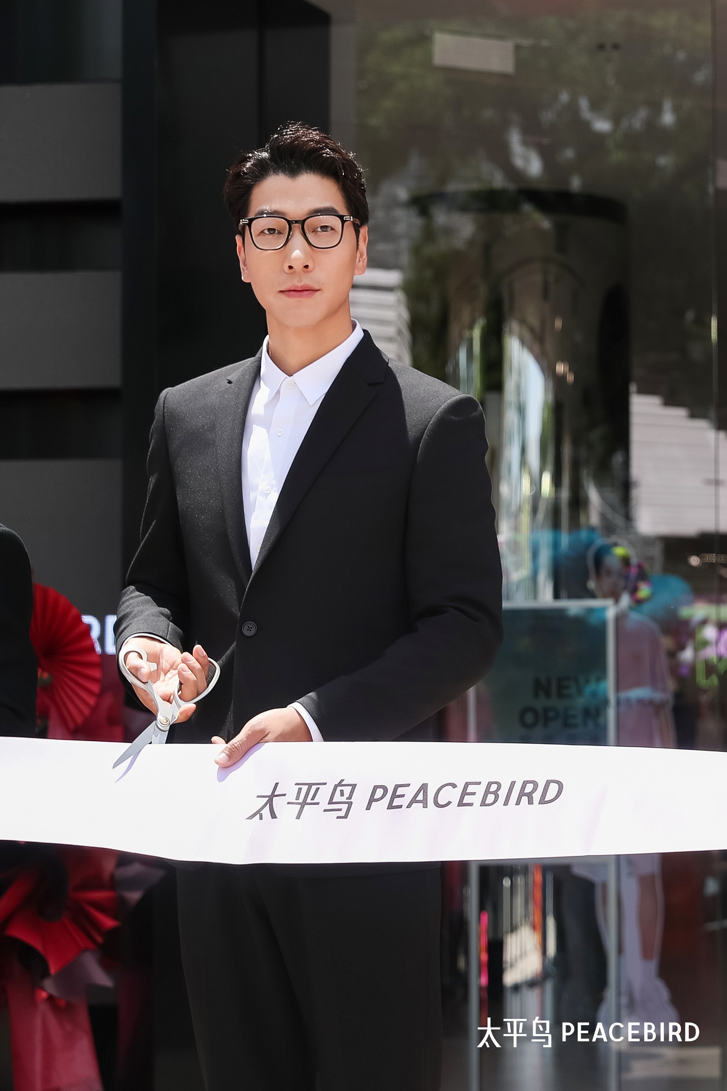 1715304543889944.jpg ZK888334.jpg